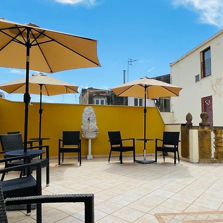 Vittorio Emanuele Boutique Hotel Шакка Экстерьер фото