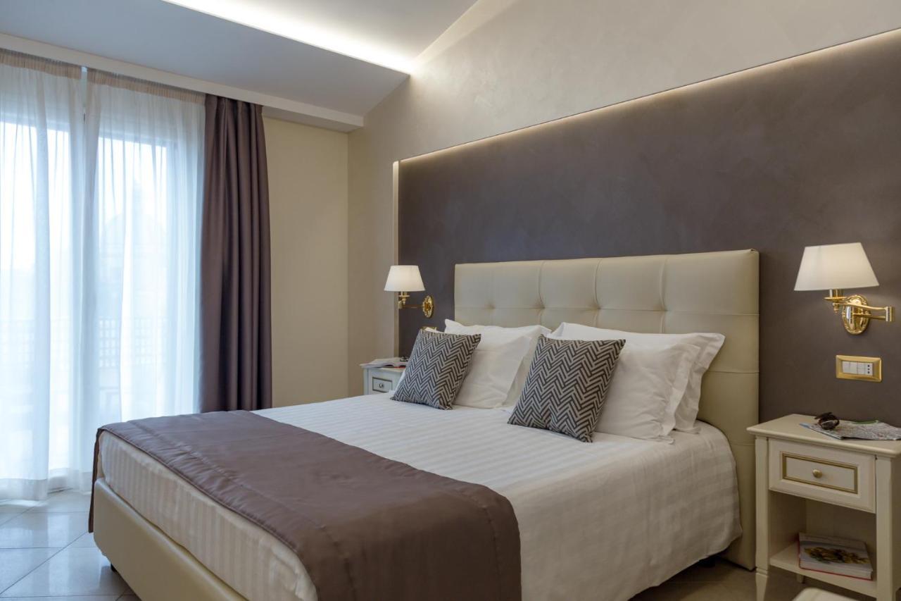 Vittorio Emanuele Boutique Hotel Шакка Экстерьер фото